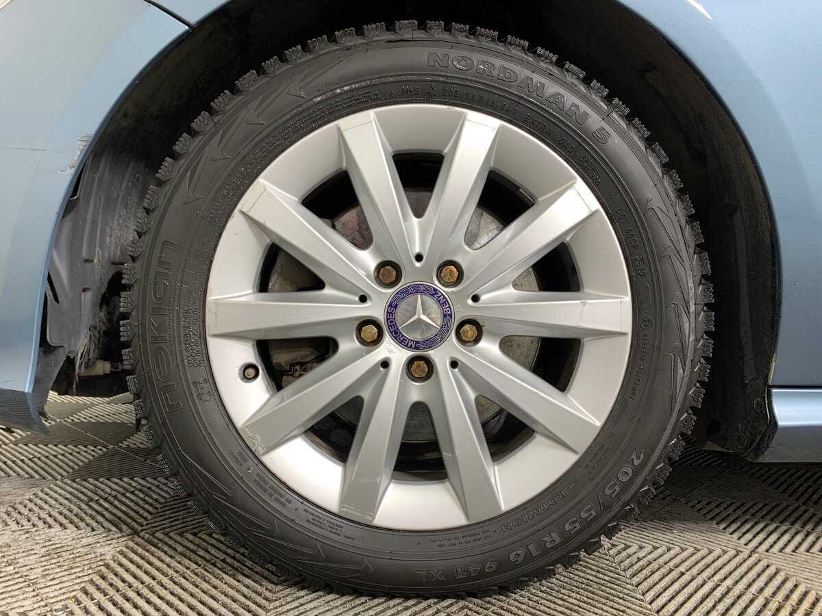 Mercedes-Benz A-Класс 180, 2013 Фото №10