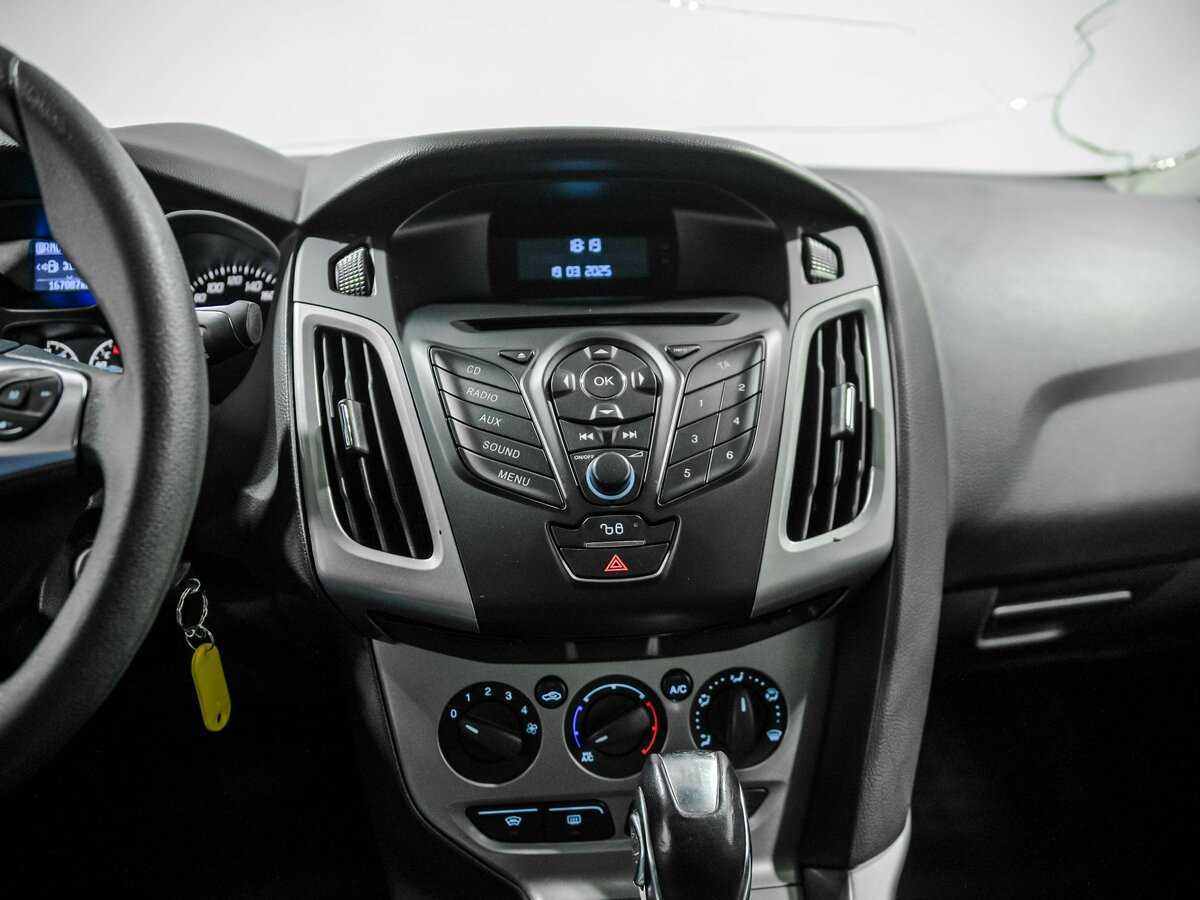 Ford Focus, 2012 Фото №9