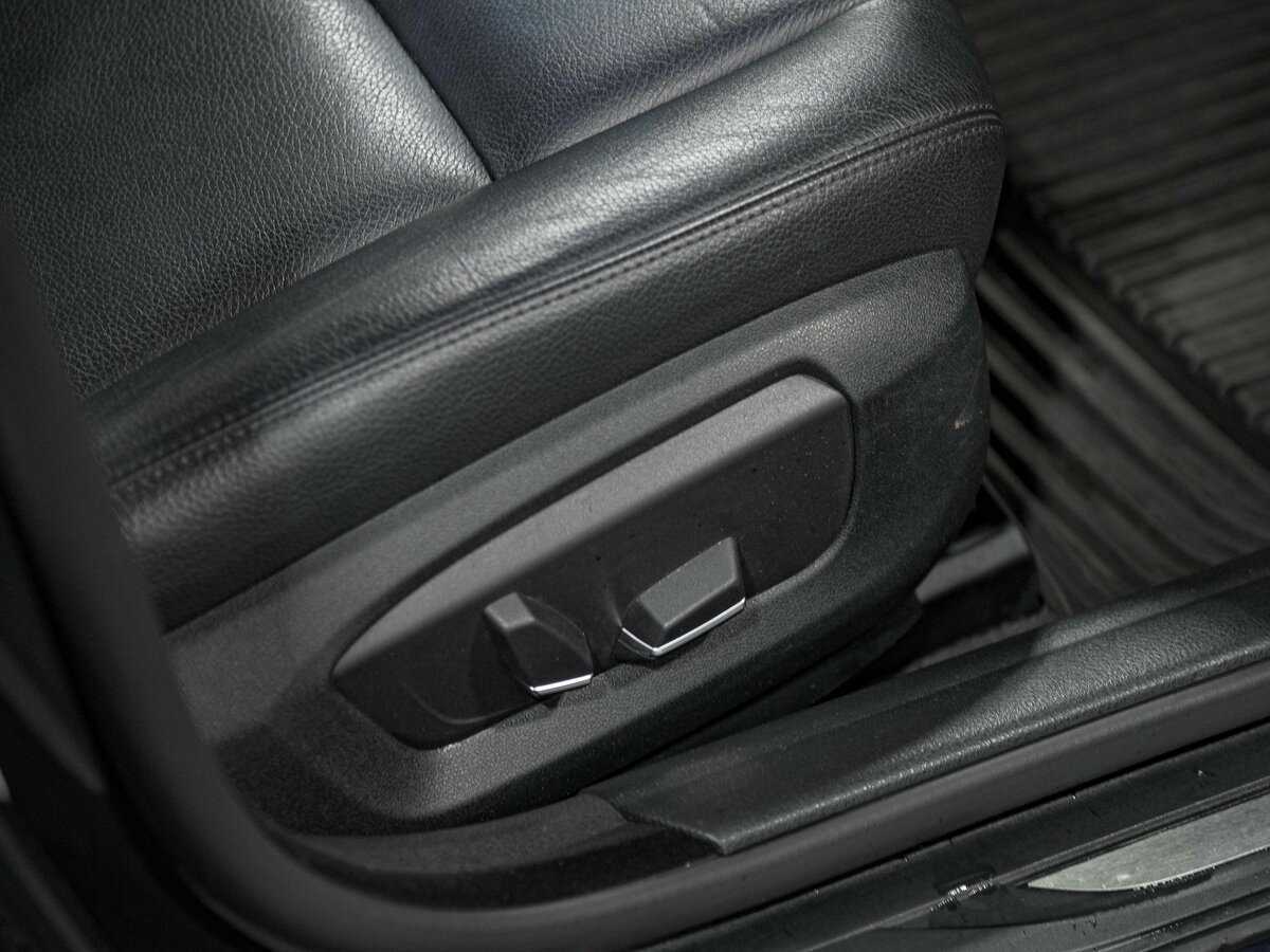 BMW 5 серии 525d xDrive, 2014 Фото №19