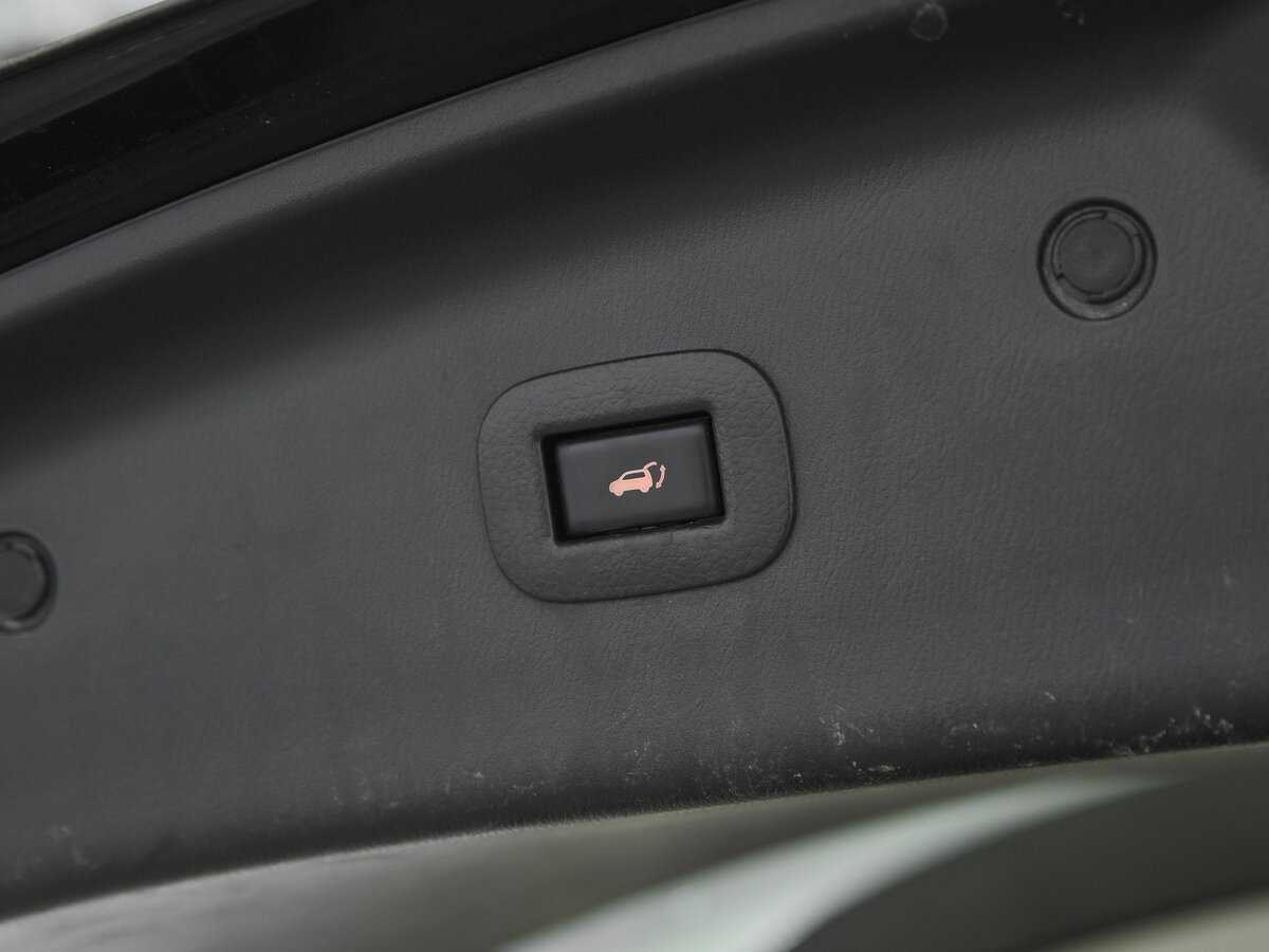 Nissan Patrol, 2012 Фото №26