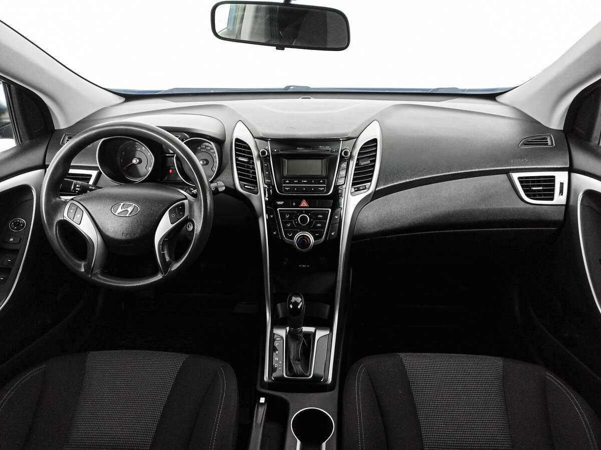 Hyundai i30, 2013 Фото №14