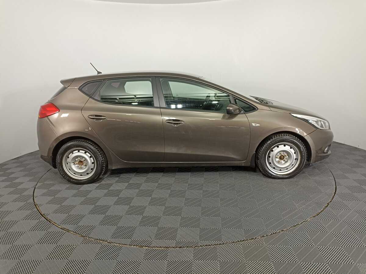 Kia Ceed, 2012 Фото №4