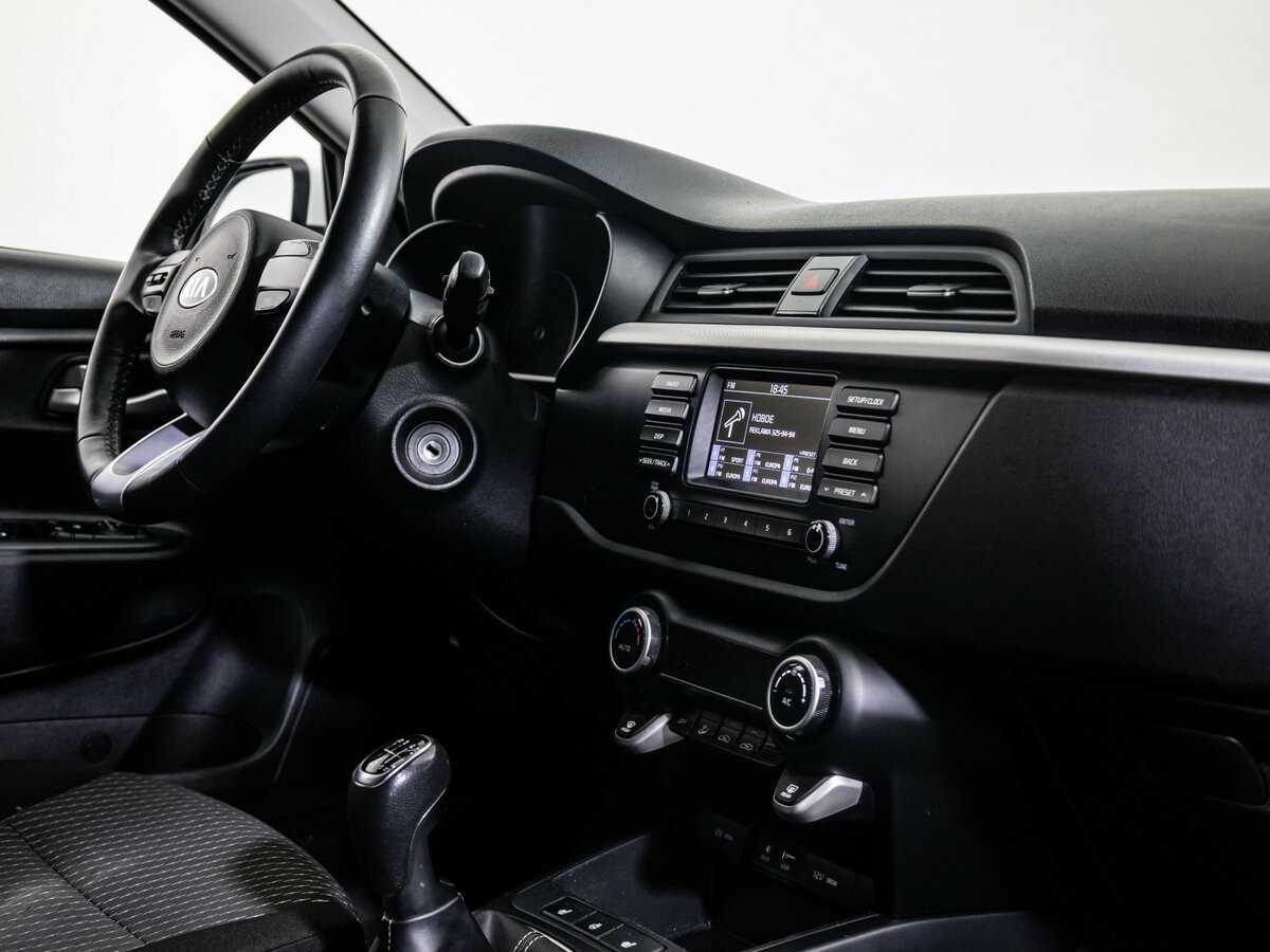 Kia Rio X-Line, 2020 Фото №15