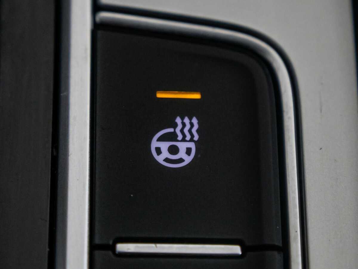 Volkswagen Passat, 2018 Фото №14