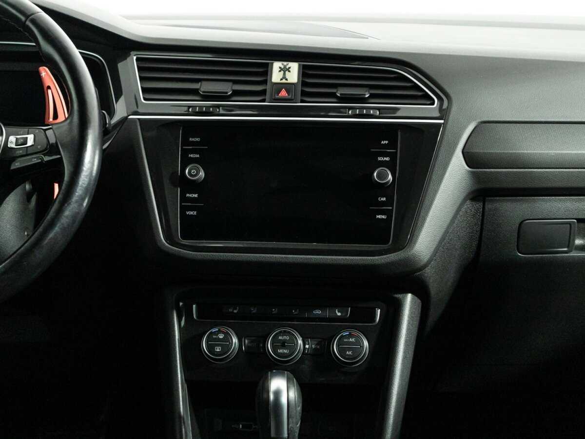 Volkswagen Tiguan, 2020 Фото №14