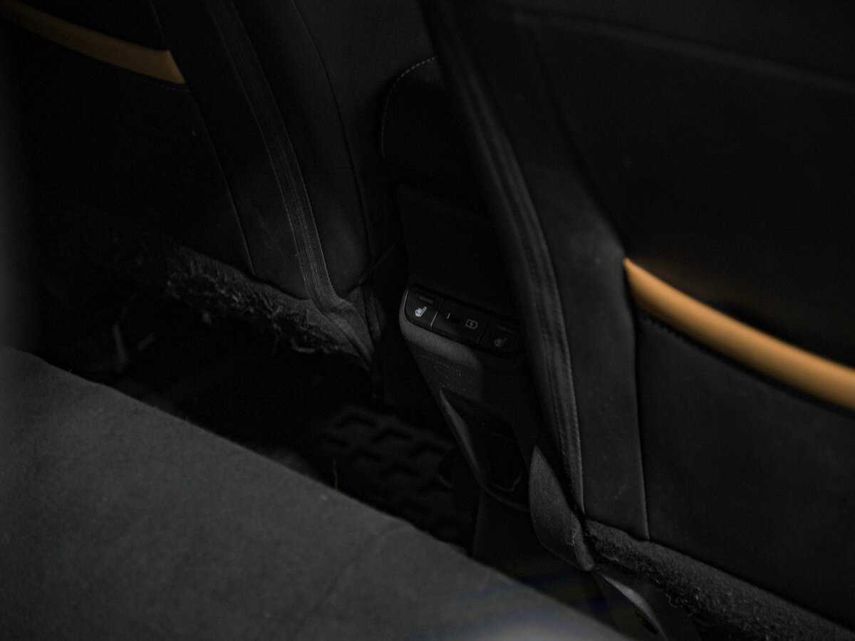 Lada (ВАЗ) XRAY Cross, 2021 Фото №17