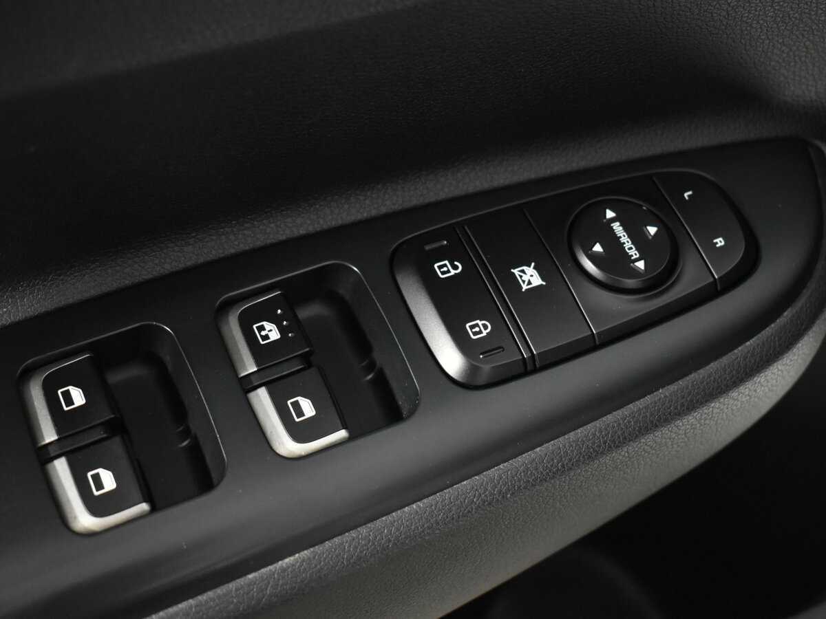 Kia Rio, 2017 Фото №14