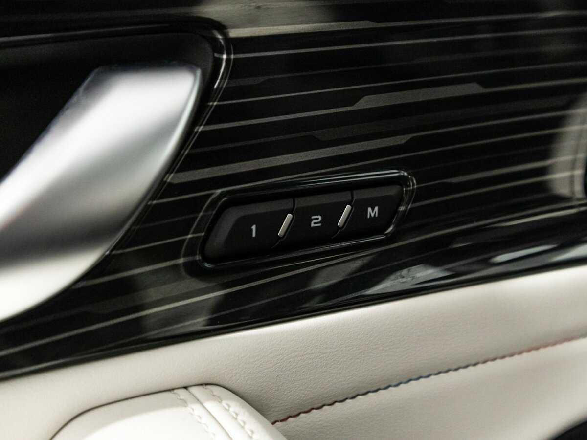 Geely Monjaro, 2022 Фото №20