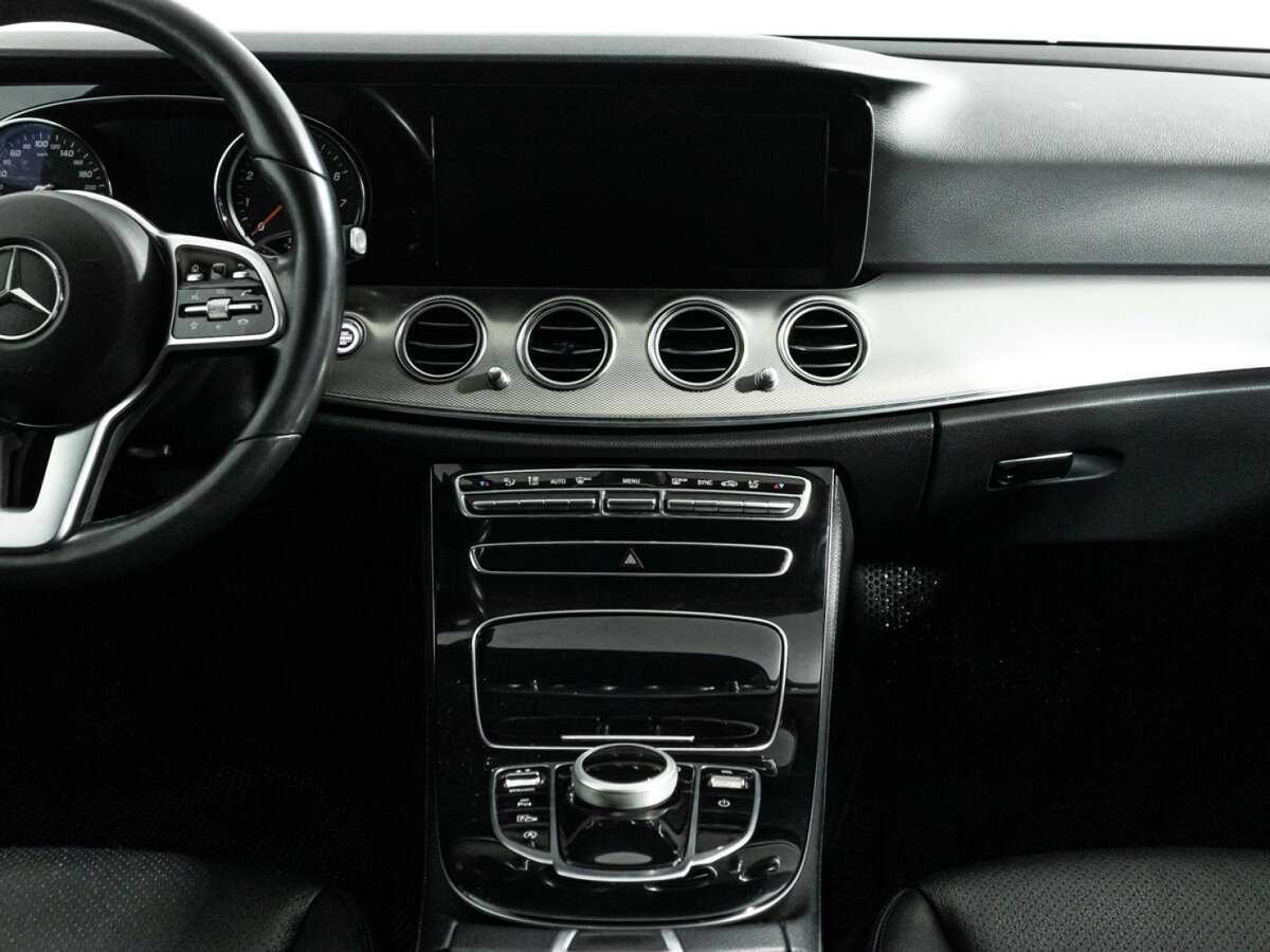 Mercedes-Benz E-Класс 200, 2019 Фото №14