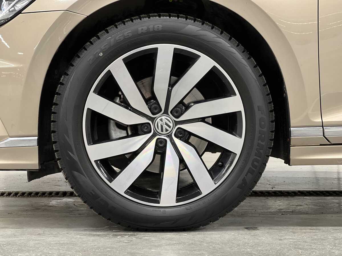 Volkswagen Passat, 2016 Фото №18