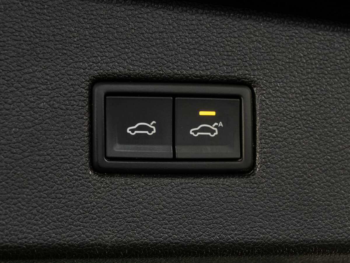 Volkswagen Tiguan, 2018 Фото №26