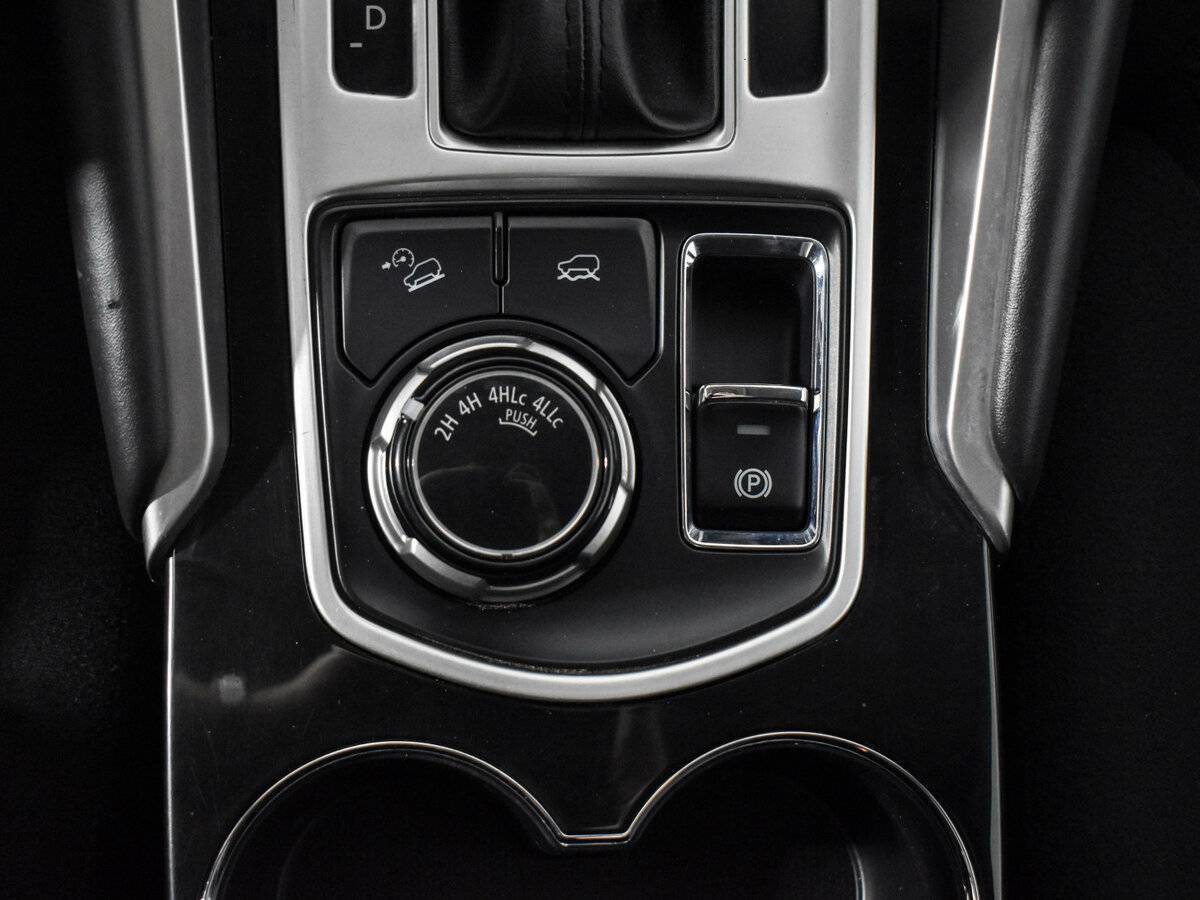 Mitsubishi Pajero Sport, 2018 Фото №9