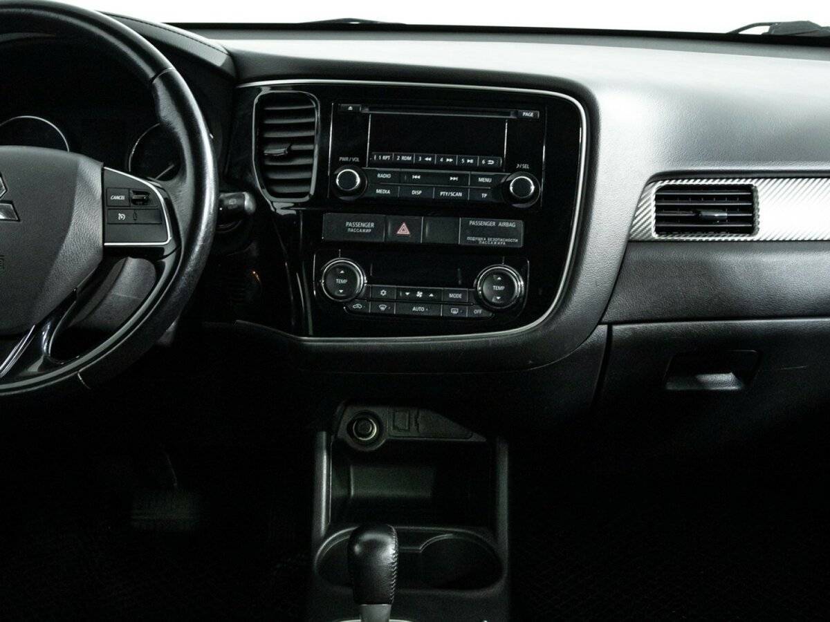 Mitsubishi Outlander, 2016 Фото №14