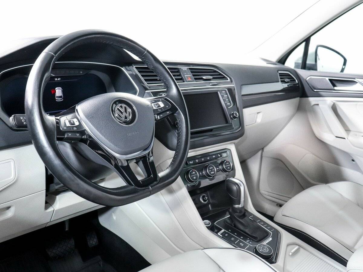 Volkswagen Tiguan, 2017 Фото №14
