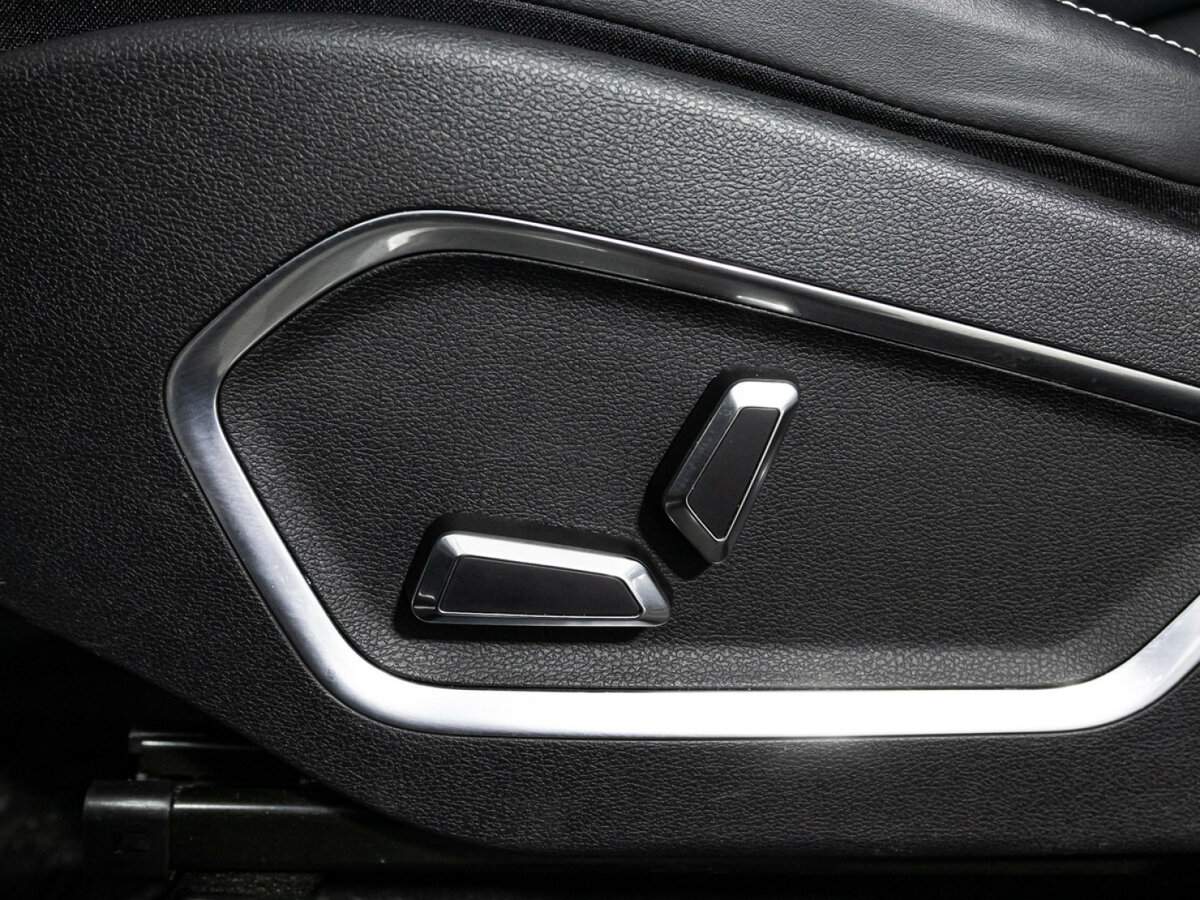 Geely Atlas Pro, 2022 Фото №16