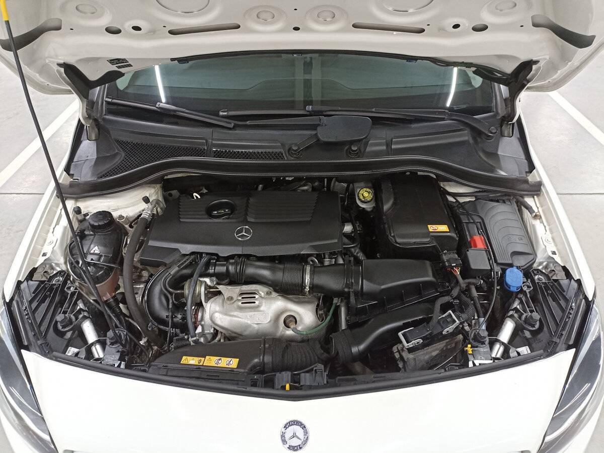 Mercedes-Benz B-Класс 180, 2015 Фото №9