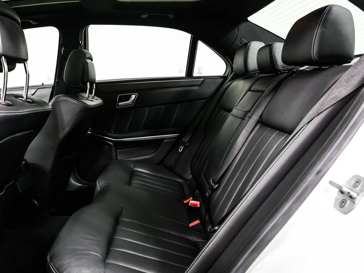 Mercedes-Benz E-Класс 300, 2014 Фото №12