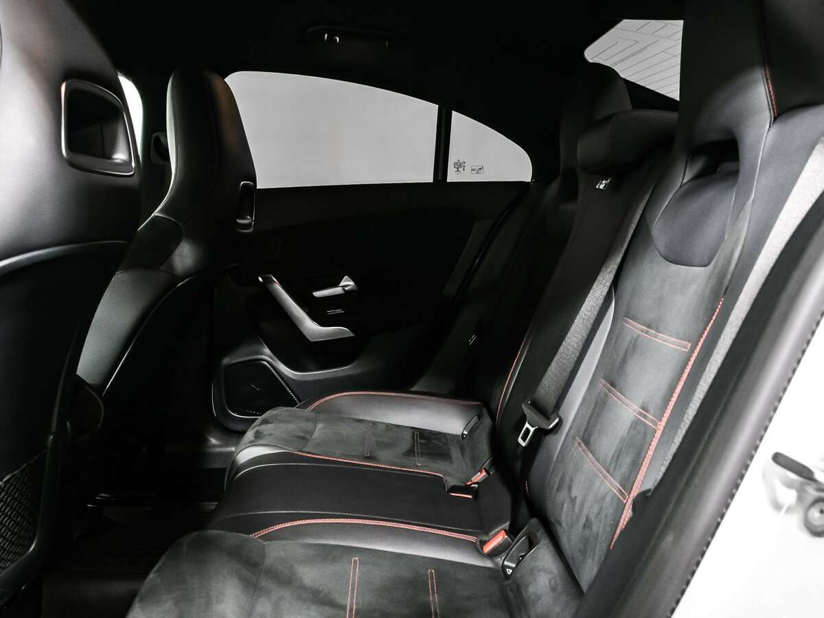Mercedes-Benz CLA 200, 2020 Фото №12