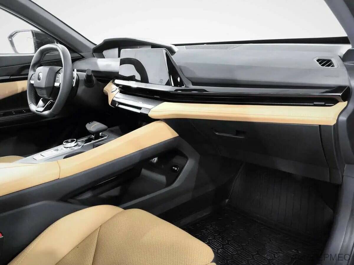 Changan UNI-V, 2023 Фото №11