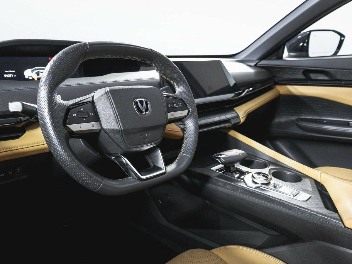 Changan UNI-V, 2022 Фото №11