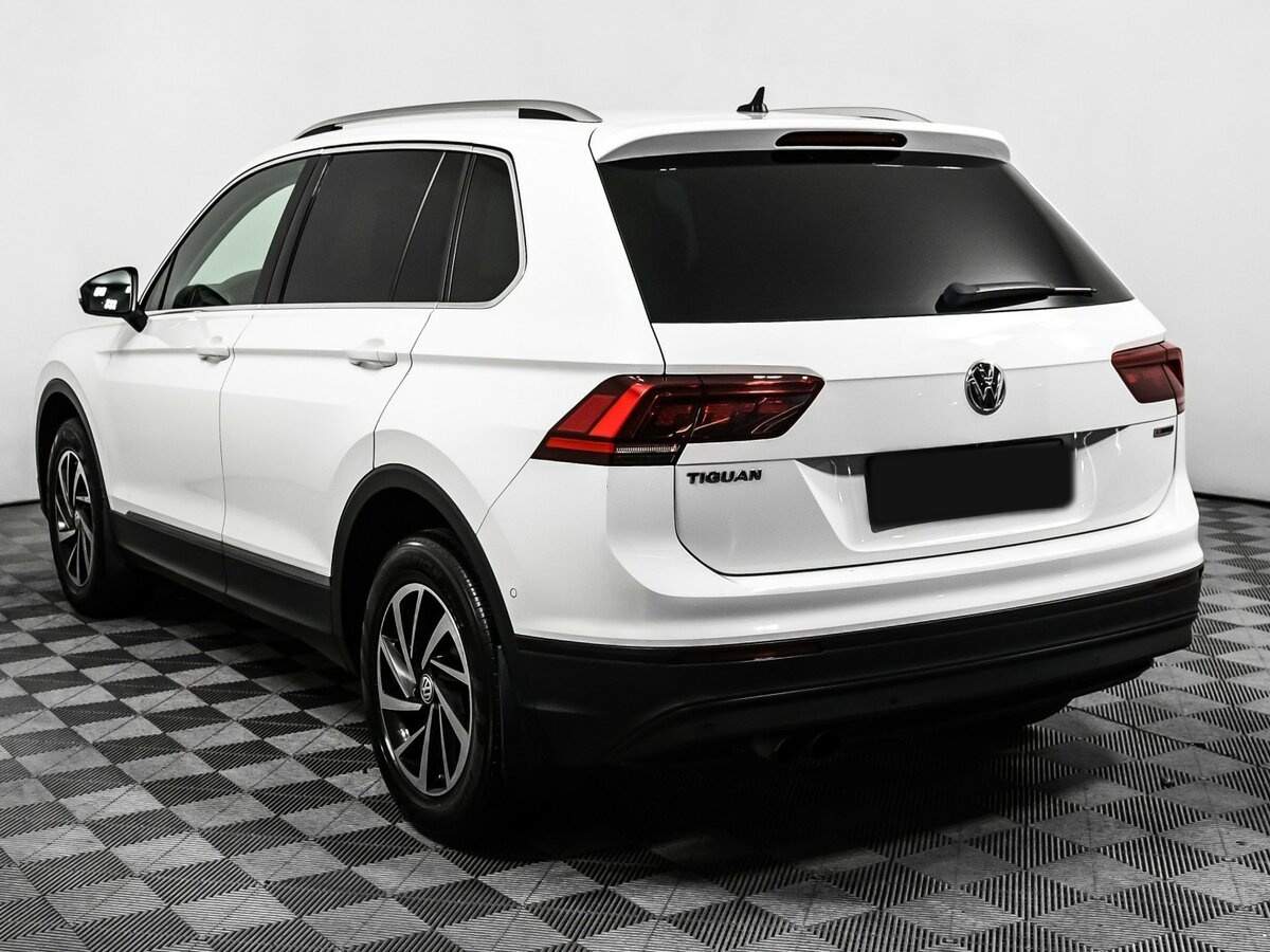 Volkswagen Tiguan, 2018 Фото №7