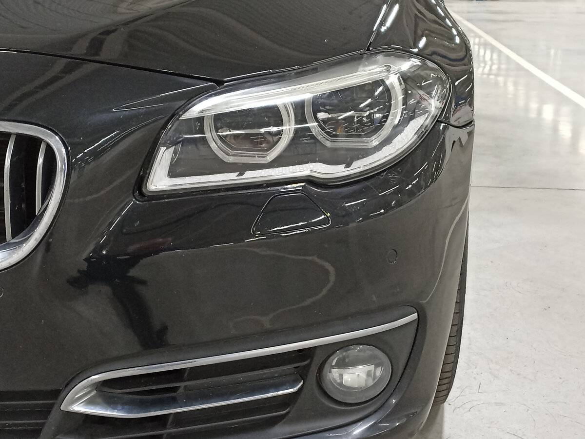 BMW 5 серии 530d xDrive, 2016 Фото №17