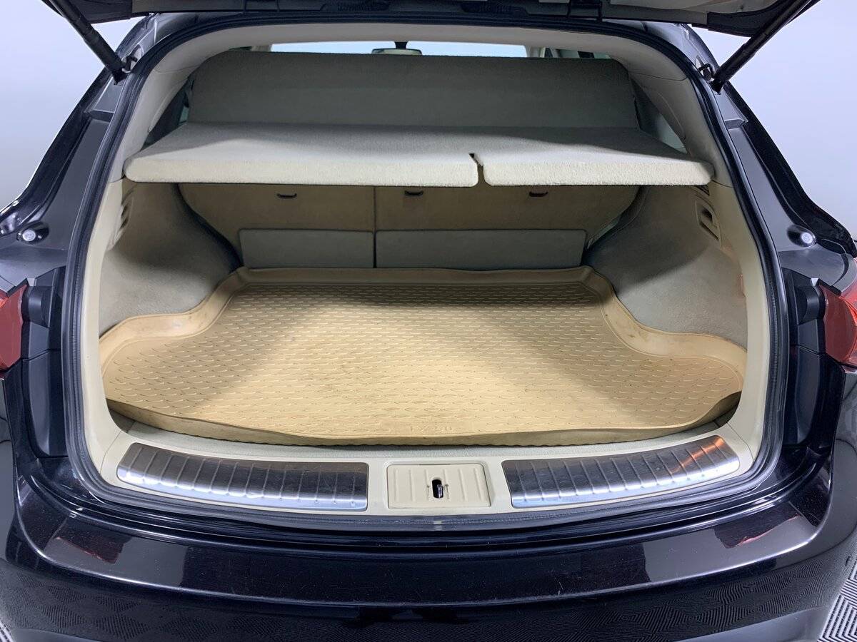 Infiniti FX30d, 2012 Фото №21