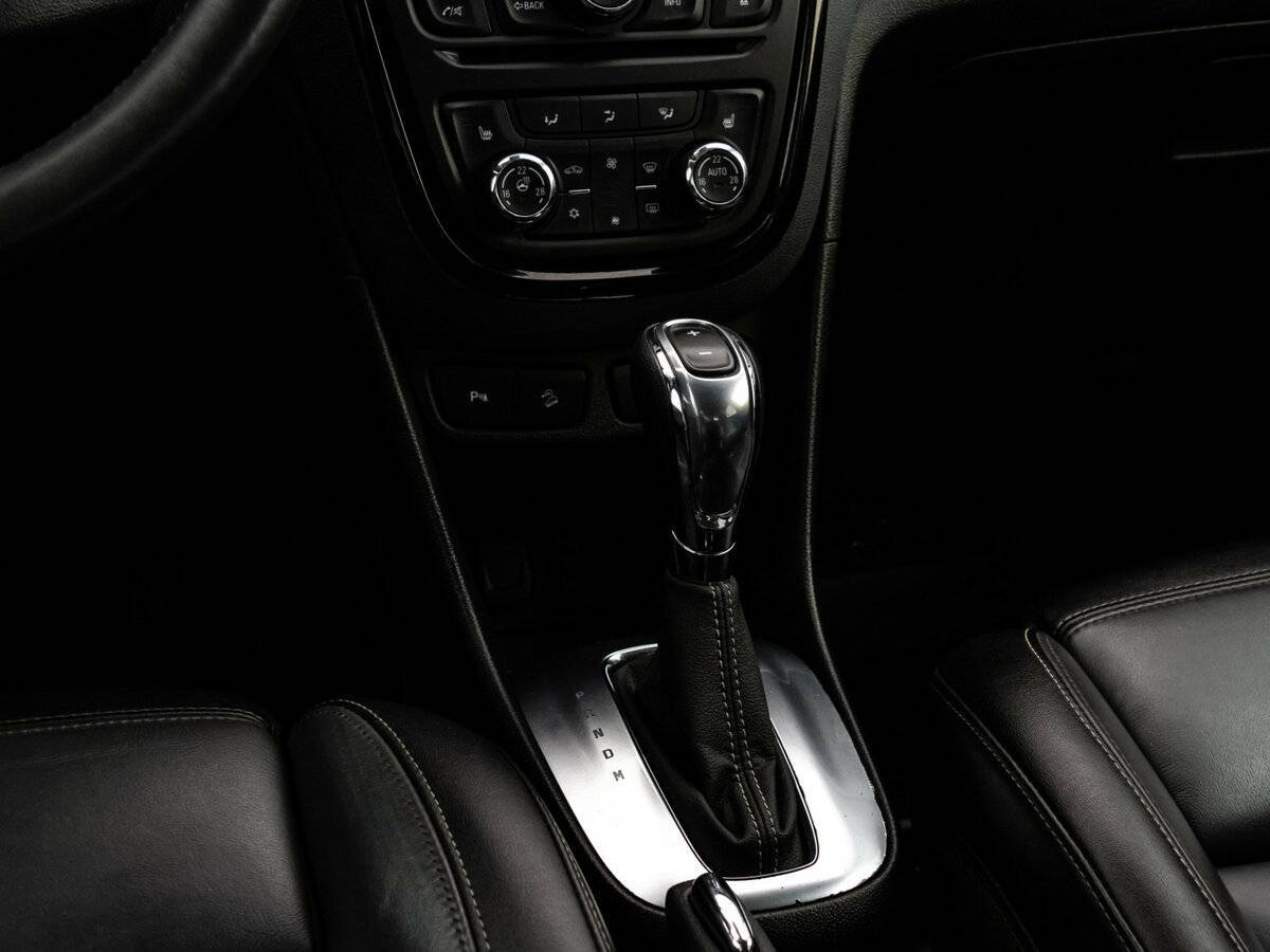 Opel Mokka, 2015 Фото №15