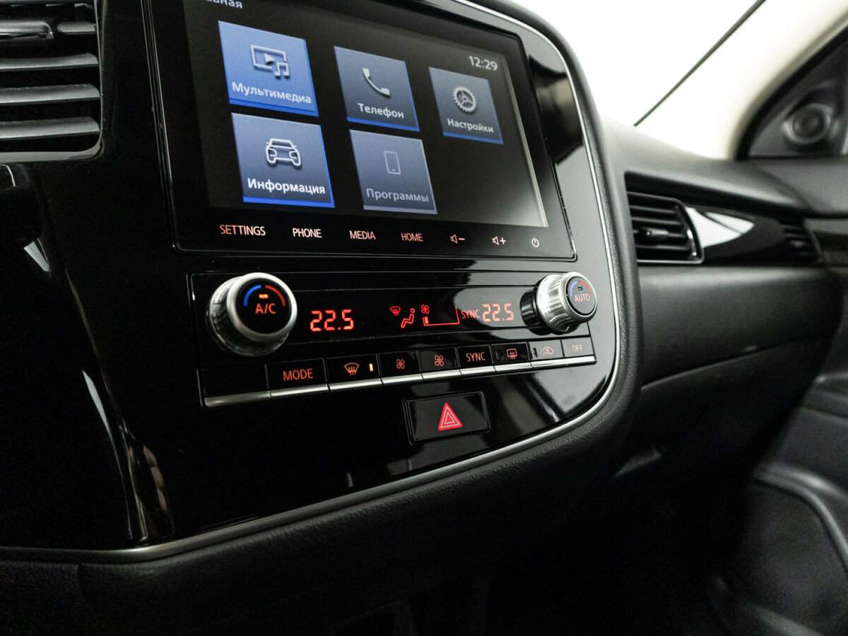 Mitsubishi Outlander, 2022 Фото №16