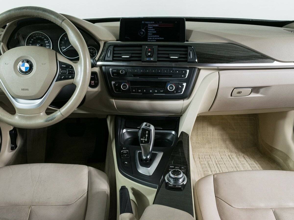 BMW 3 серии Gran Turismo 320i, 2013 Фото №12