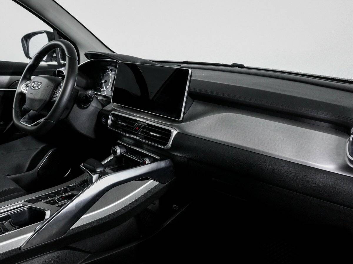 Geely Coolray, 2023 Фото №9