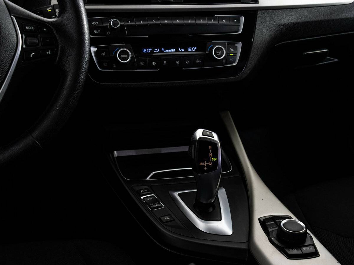 BMW 1 серии 118i, 2017 Фото №15