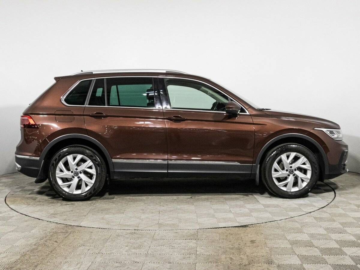 Volkswagen Tiguan, 2021 - 60 035 км. | Фото №4