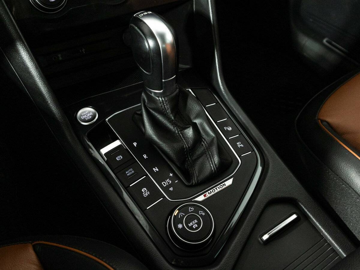 Volkswagen Tiguan, 2017 Фото №23