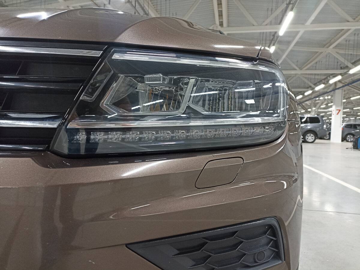 Volkswagen Tiguan, 2020 Фото №17