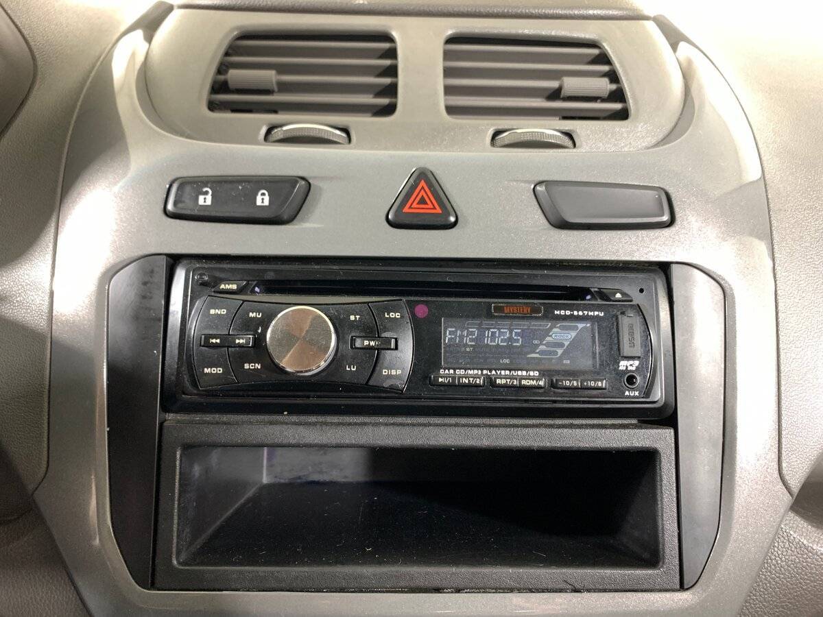 Chevrolet Cobalt, 2013 Фото №15