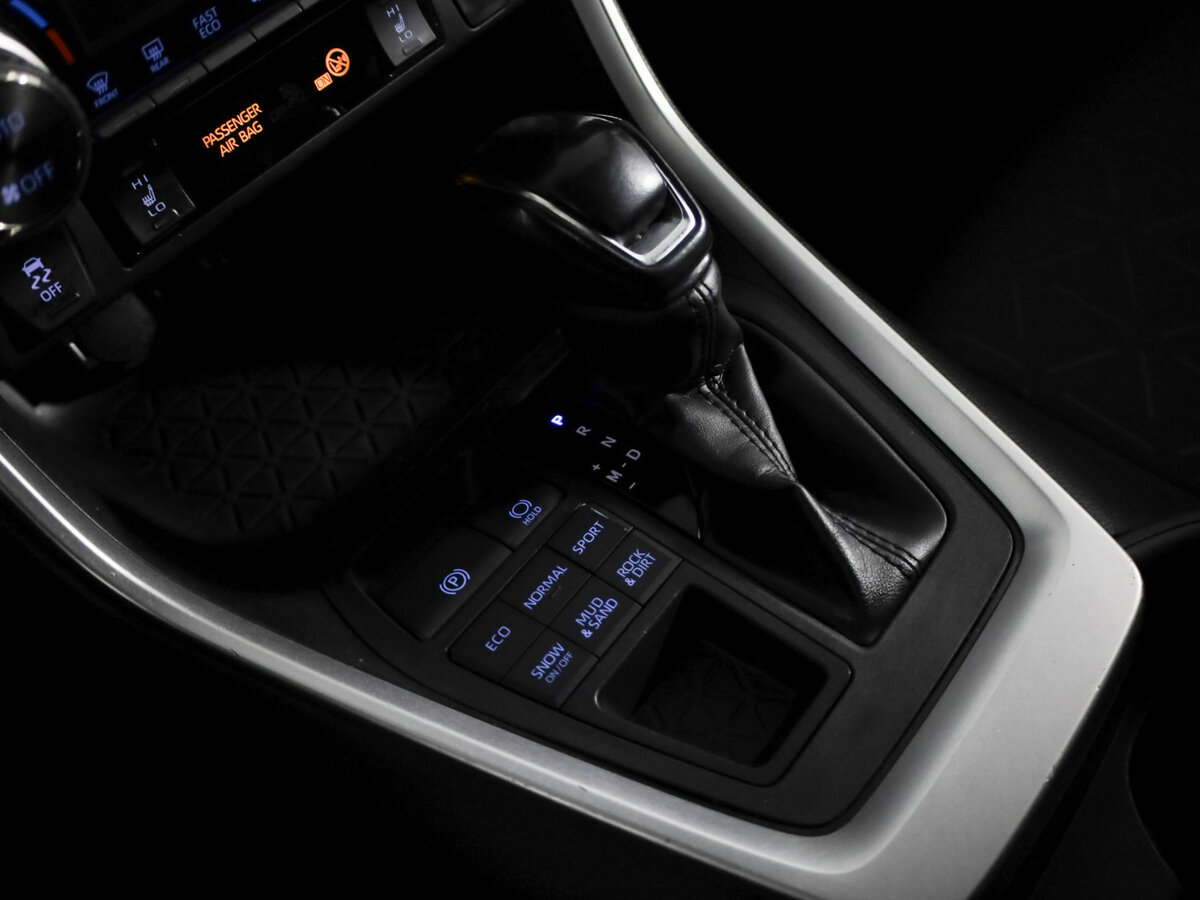 Toyota RAV4 V (XA50), 2019 Фото №20