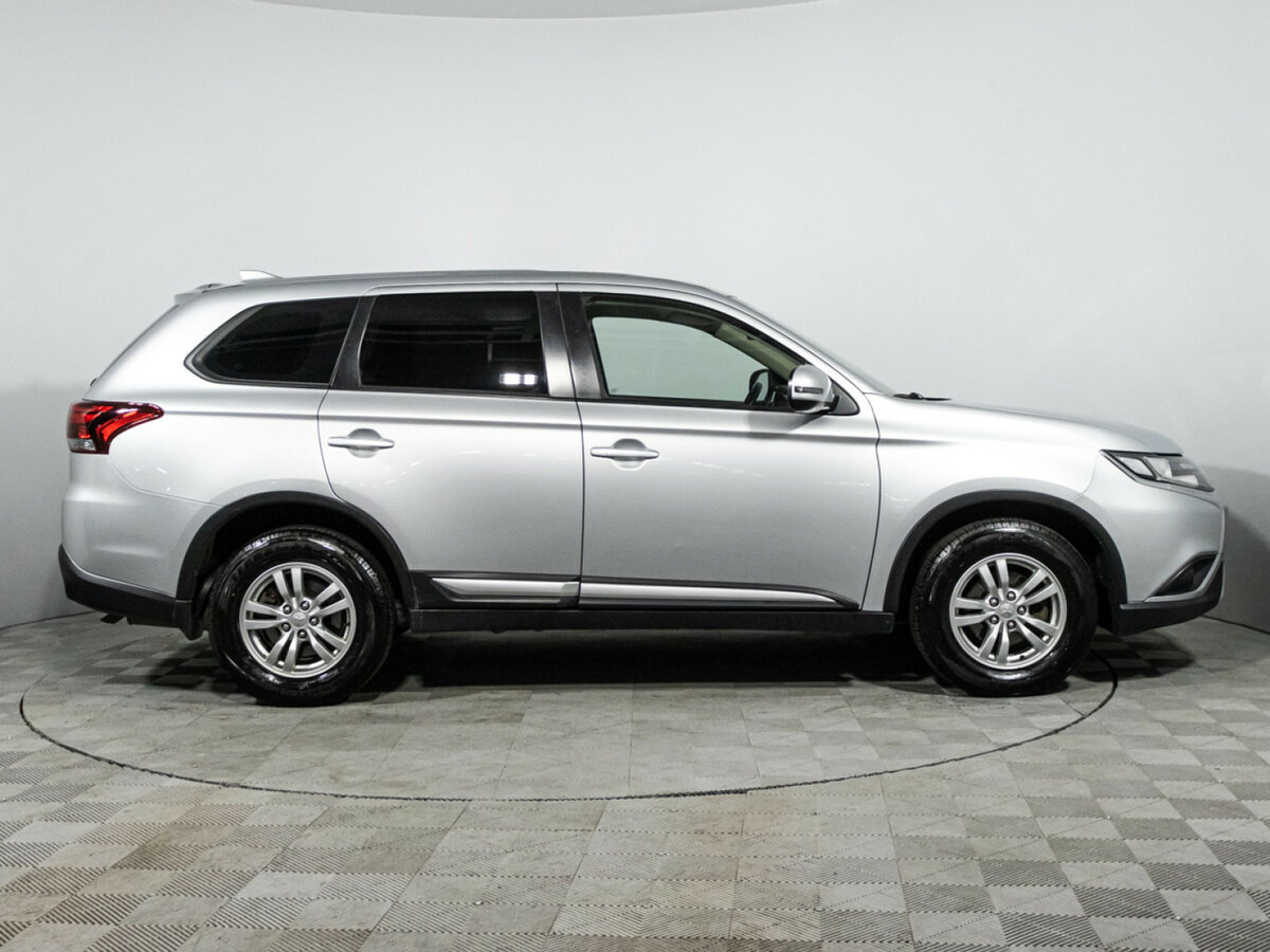 Mitsubishi Outlander III Рестайлинг 3, 2019 Фото №4