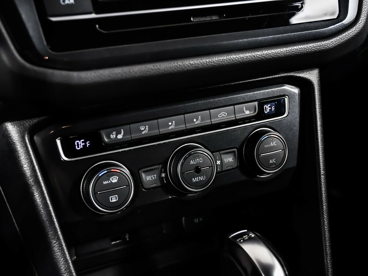 Volkswagen Tiguan II, 2017 Фото №15