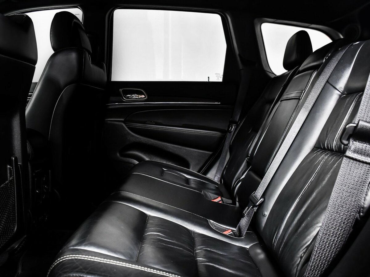 Jeep Grand Cherokee IV (WK2) Рестайлинг, 2014 Фото №11