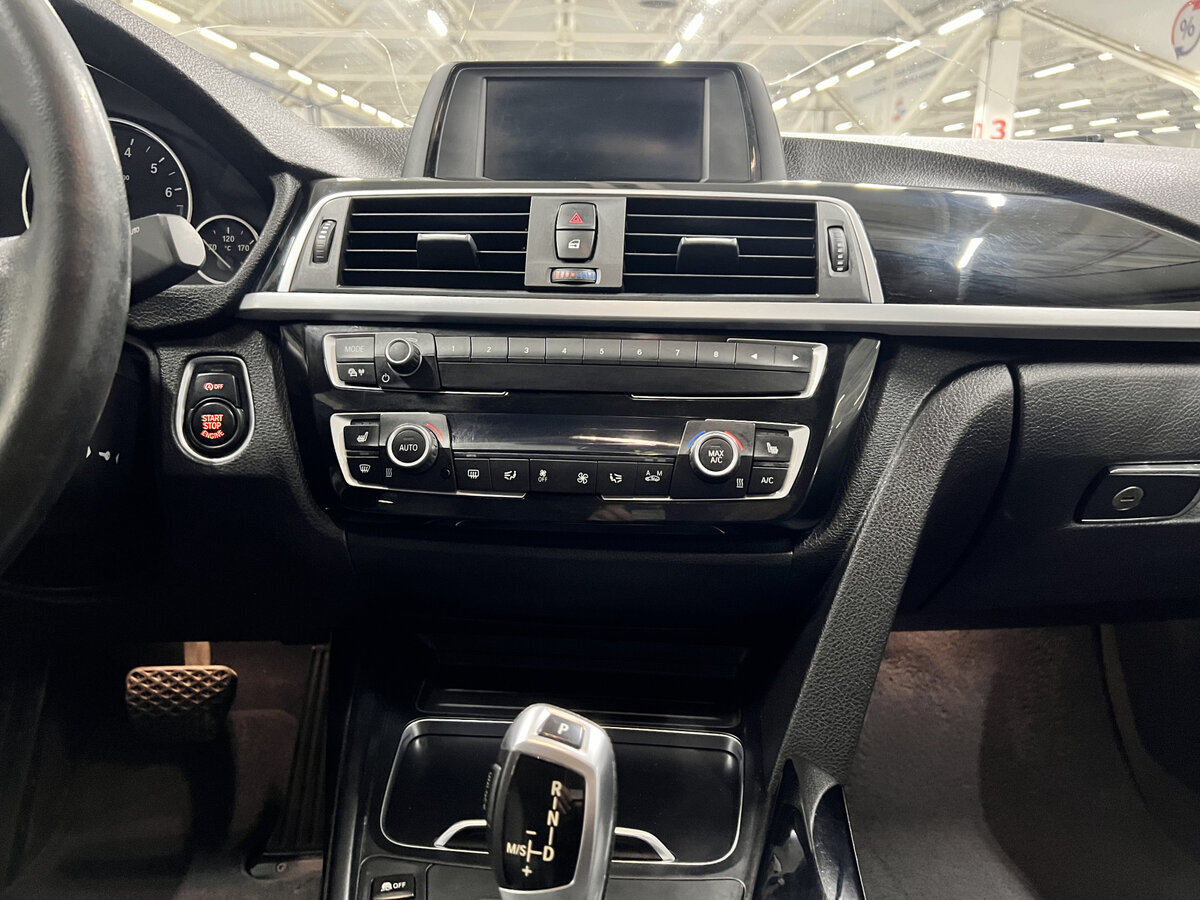 BMW 3 серии 318i VI (F3x) Рестайлинг, 2018 Фото №15