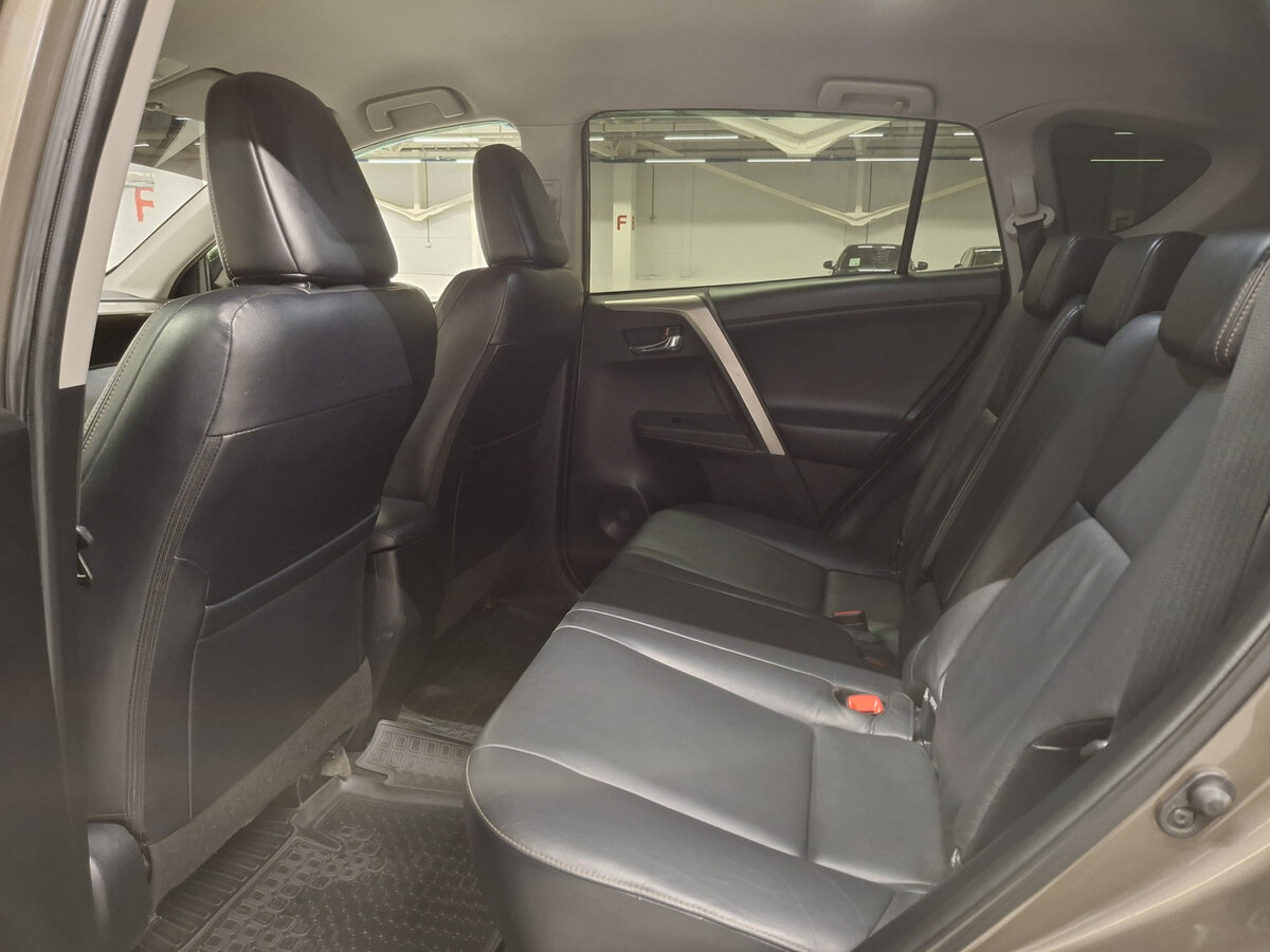Toyota RAV4 IV (XA40), 2013 Фото №12