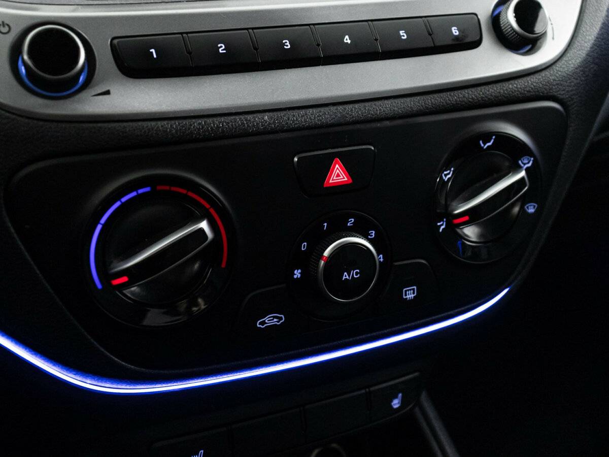 Hyundai Solaris II, 2020 Фото №15