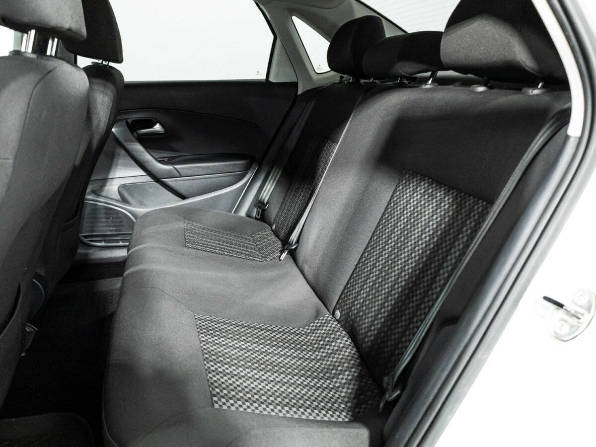 Volkswagen Polo V Рестайлинг, 2019 Фото №10