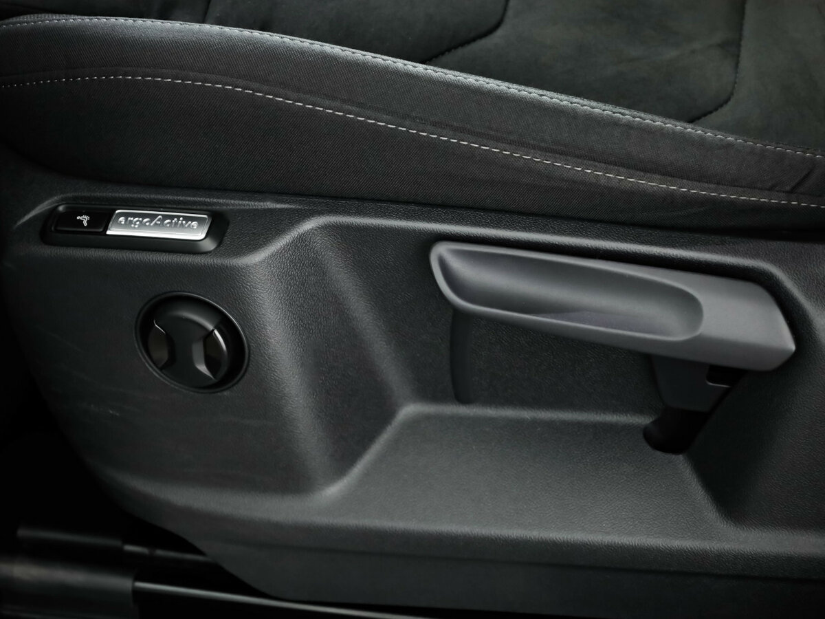 Volkswagen Tiguan II, 2020 Фото №23