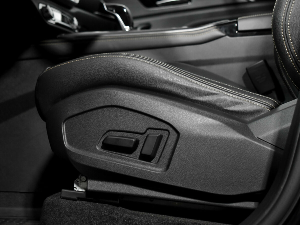 FAW Bestune T77 I, 2023 Фото №9