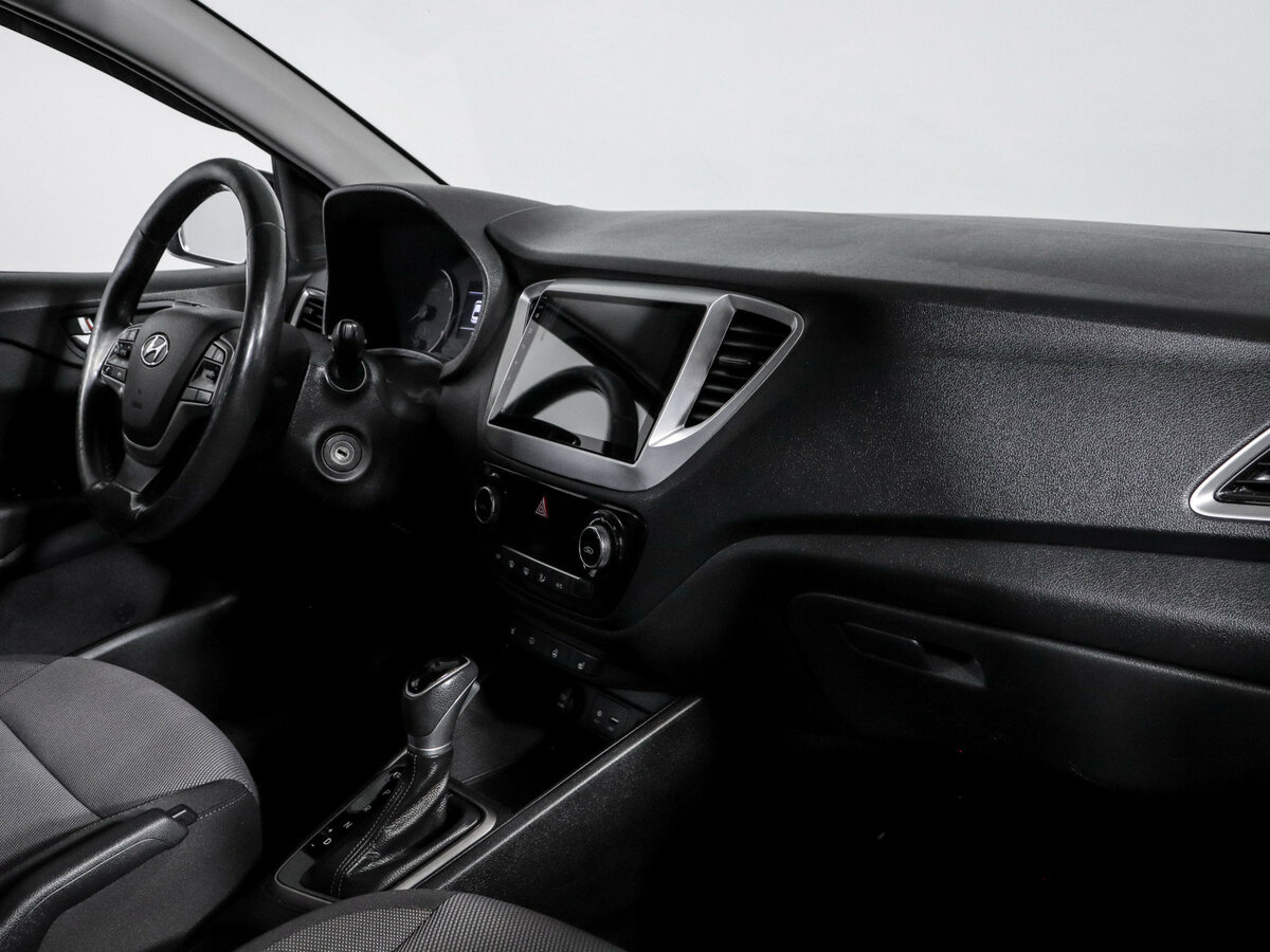 Hyundai Solaris II, 2018 Фото №7