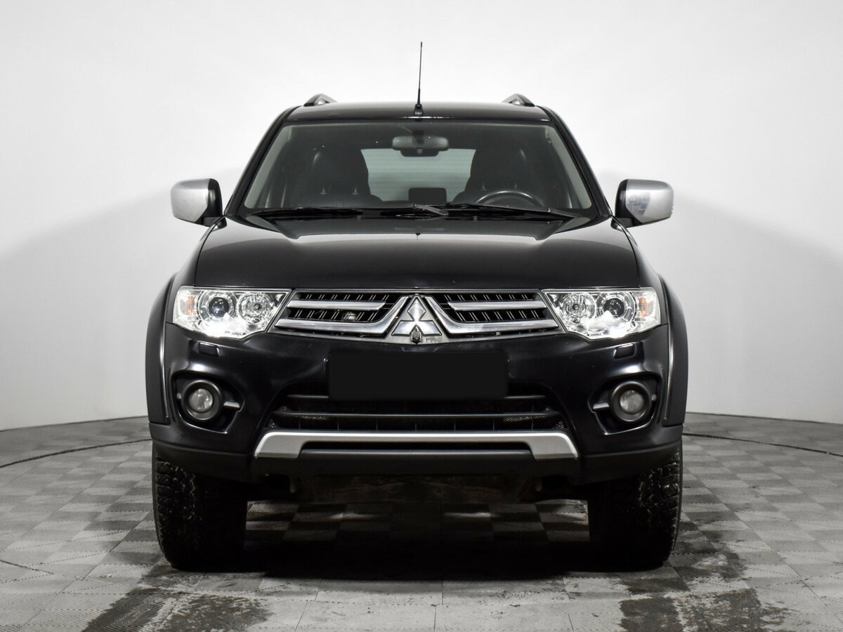 Mitsubishi Pajero Sport II Рестайлинг, 2013 Фото №2